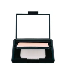 Nee Compact Foundation Vitamin E 9ml